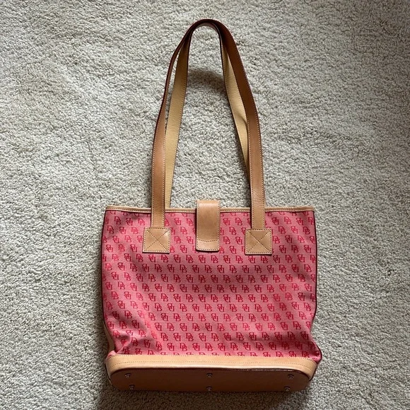 Dooney & Bourke Red and Tan Tote Bag - with matching coin purse - Picture 2 of 7